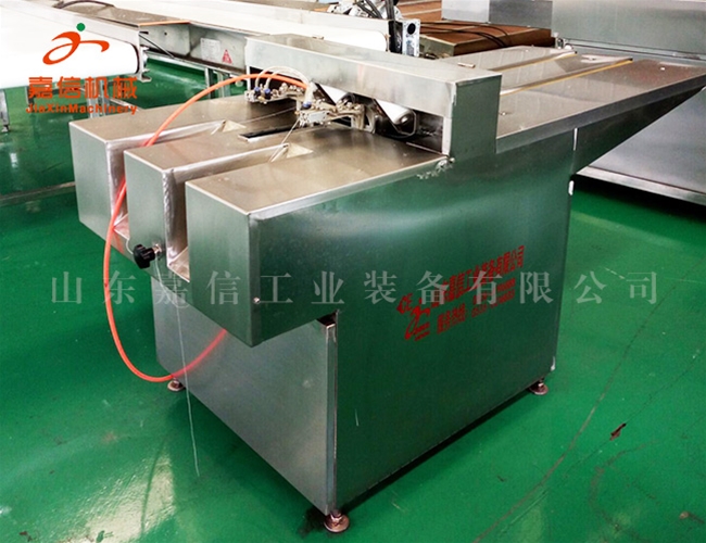 香腸紮線機(jī)