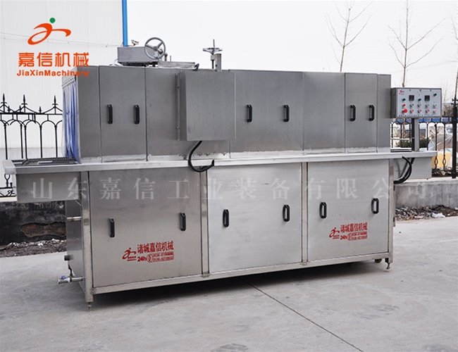 泡沫箱自動清洗（xǐ）機 塑（sù）料托盤連續清洗機